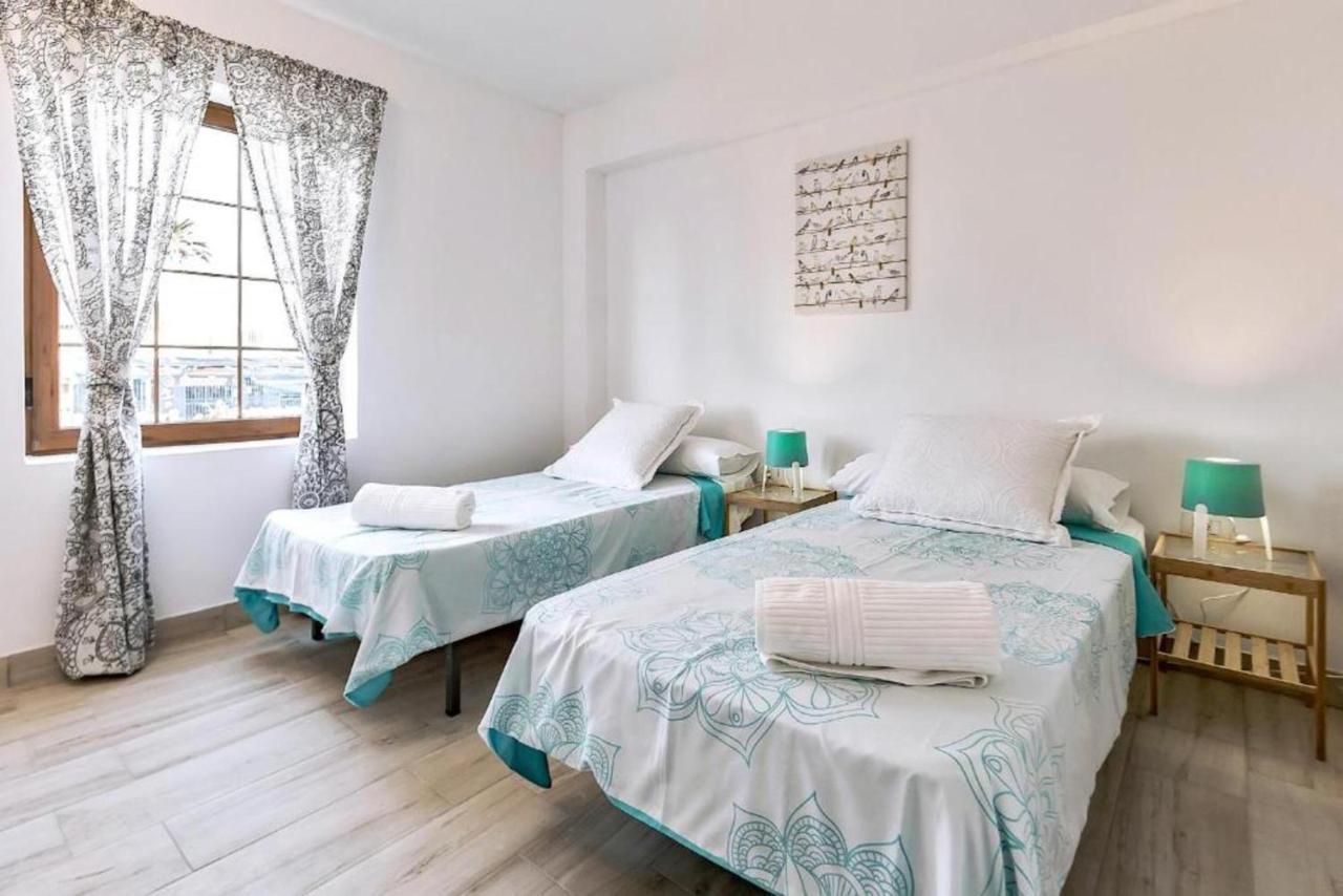 Two Bedroom Apartment With Wifi, Close To The Beach, In Playa De Las Americas Playa de las Americas (Tenerife) Exterior photo
