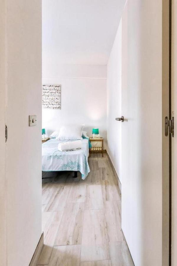 Two Bedroom Apartment With Wifi, Close To The Beach, In Playa De Las Americas Playa de las Americas (Tenerife) Exterior photo